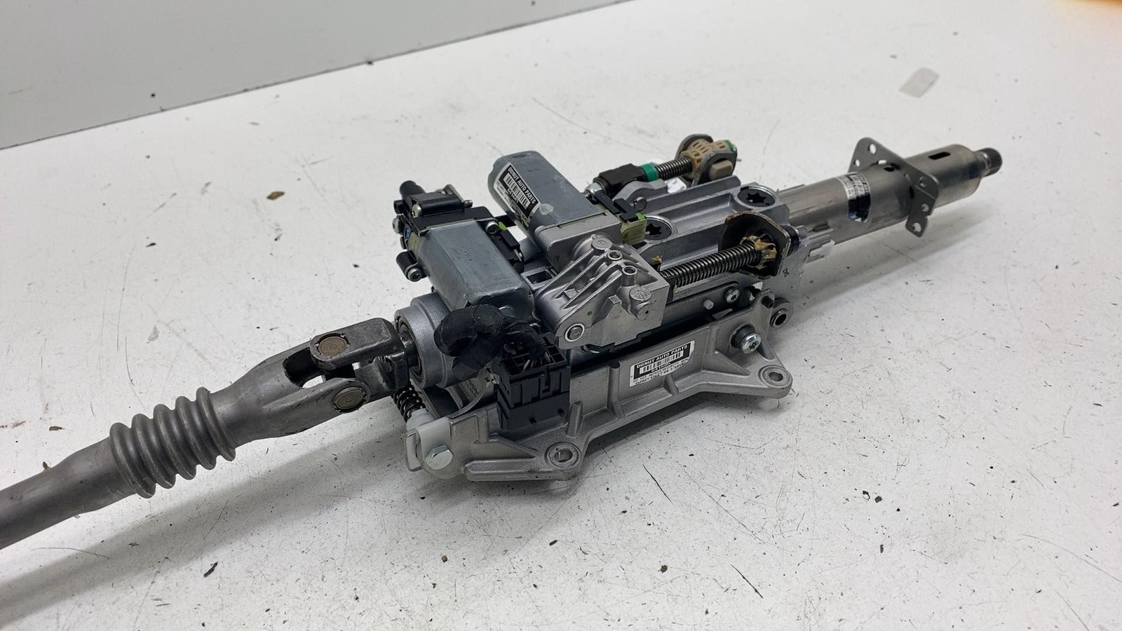 ⭕2014-2021 Maserati Ghibli Power Adjust Steering Column w/ Shaft RWD 06700387800