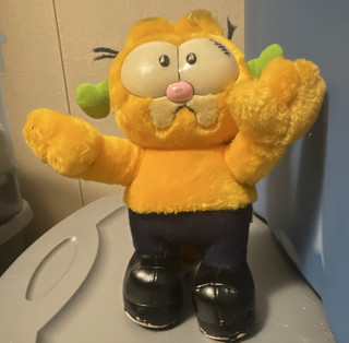 Garfield Plush Stuffed Animal Orange Cat Black Shoes 1981 w/ Tag