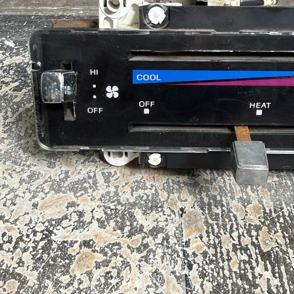 1980-1986 Ford F-150 F-250 F-350 Climate Control Fuel Tank Selector A/C Switch - Image 3 of 4