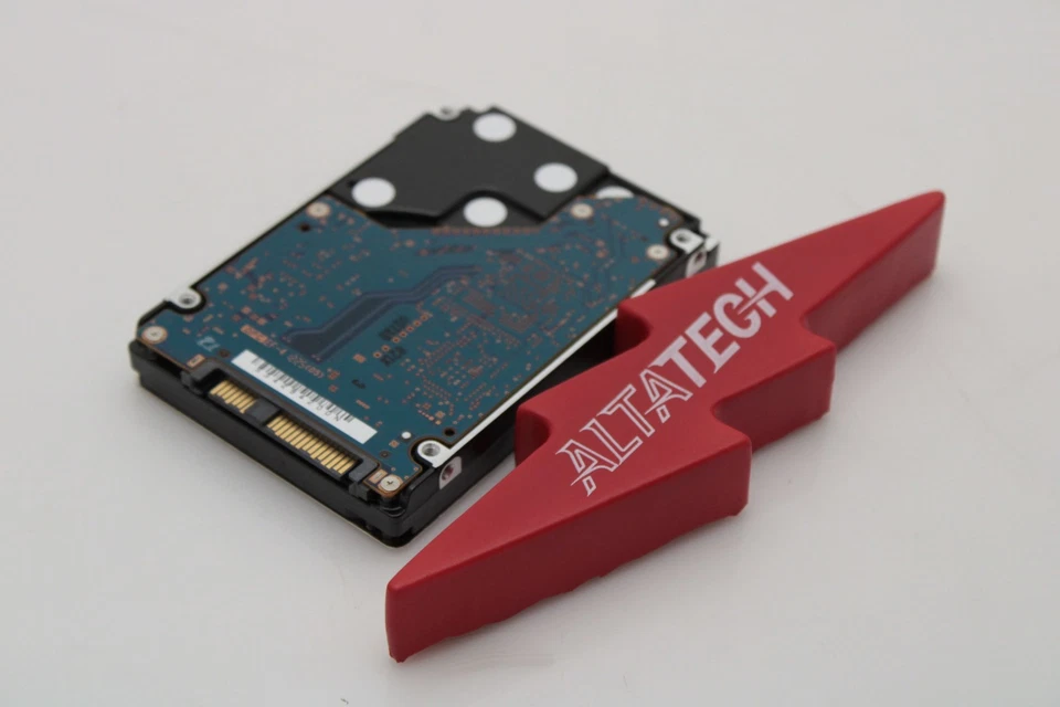 Fujitsu A3C40120418 600GB 10K SAS 2.5 6G HDD - Image 2 of 4