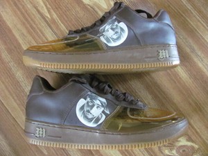 tupac shakur shoes