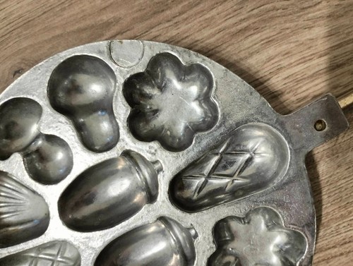 Unused Original Soviet Press Form Baking Biscuits Nuts Mold Oreschki Mushrooms - Picture 6 of 13