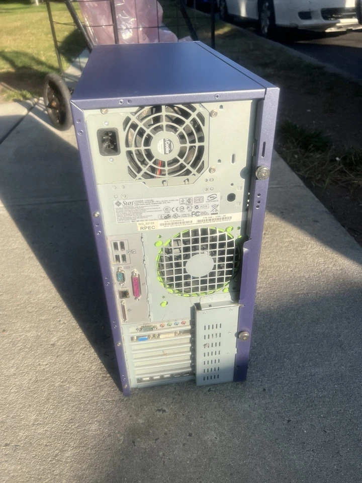 SUN Blade 2500 Silver 1x 1.6GHz 8GB 1x146GB XVR-600 DVD Type-7  - Image 4 of 4