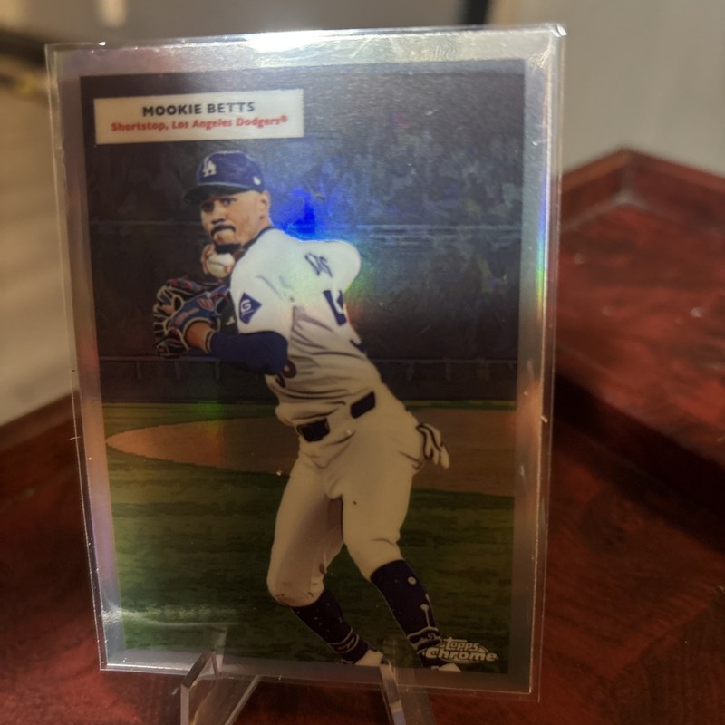 Topps 2025 Topps Chrome Platinum #55DH-3 Mookie Betts/ Jackie Robinson