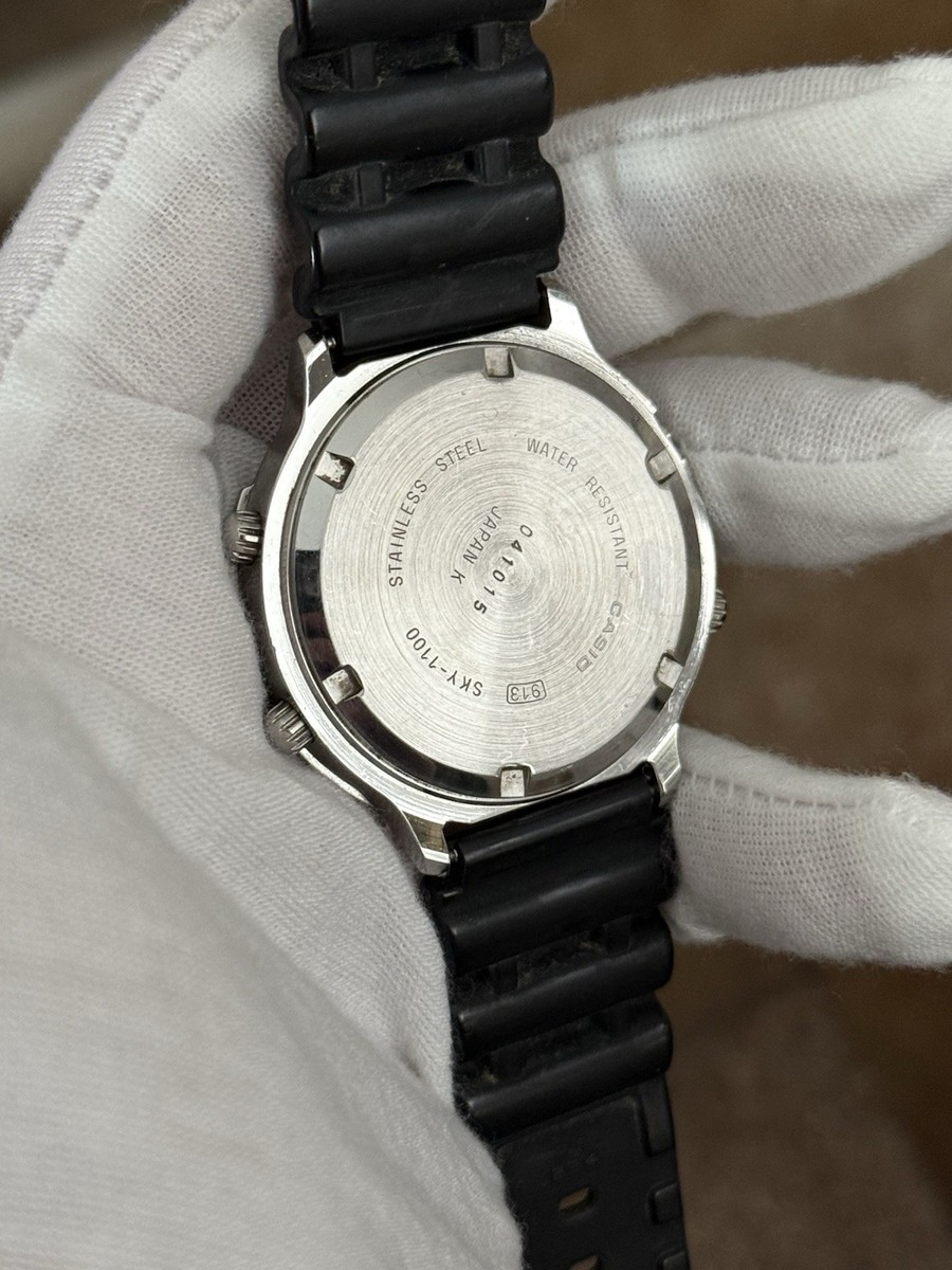 Rare Vintage Casio Sky Walker SKY-1100 Men's Digital Sports Watch