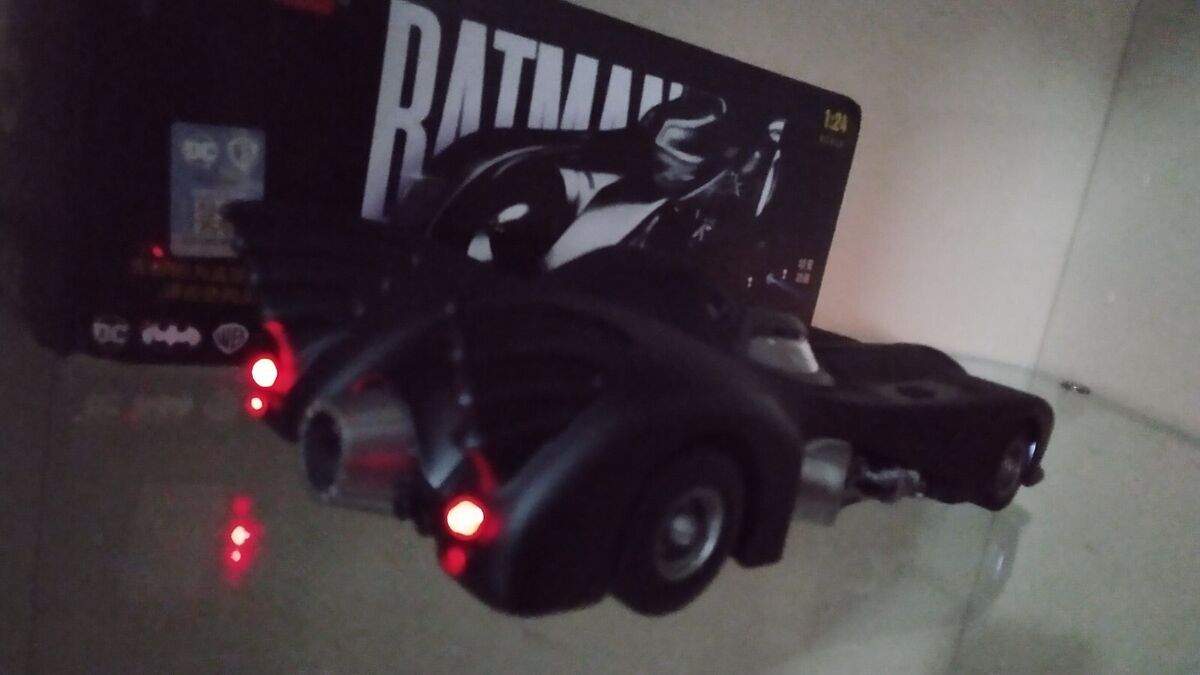 DIECAST car model BATMOBILE 1989 BATMAN DC Comics WB QY Toys DIECAST car model BATMOBILE 1989 BATMAN DC Comics WB QY Toys