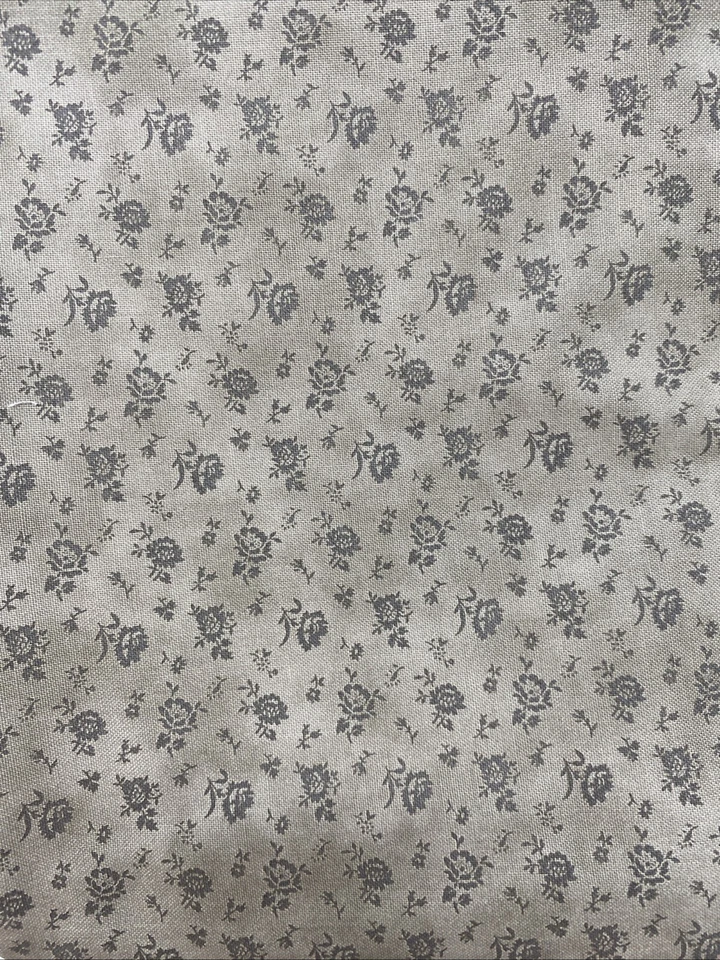 Moda Fabrics (2) Two-Yard Fabric Cuts NEW - Image 2 of 3