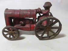 VINTAGE ARCADE RED CAST IRON TRACTOR 3 3/4"