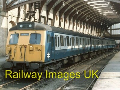 Eisenbahn Foto - Class 305 EMU at York Stn Pic2 c1987