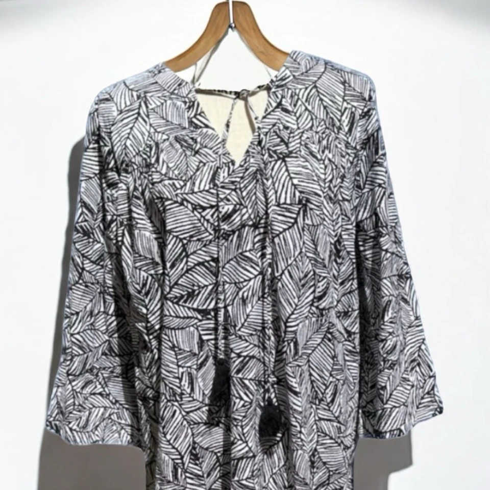 Vestido Mudpie blanco y negro hoja de palma o encubrimiento de playa talla L Foto 4 de 4