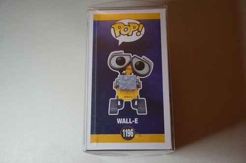 Funko POP! Disney Pixar: Wall-E Wondercon 2022 Exclusive Con Sticker In Hand - Picture 6 of 8