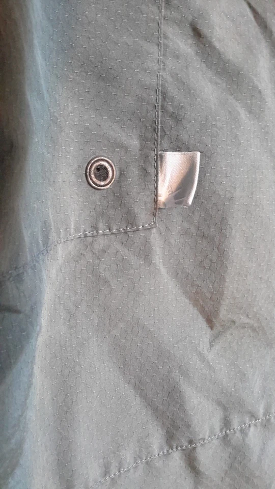 De colección?Aaron Chang Mujer Talla 5 Gris Nylon Bermudas Pantalones Cortos Entrepierna 16" Usado Foto 2 de 4