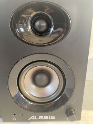 Alesis Elevate 3 MKII Powered 20w Desktop Studio Multimedia Gaming