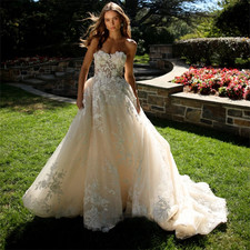 Glitter Tull Wedding Dresses Lace Appliques Strapless Sweetheart Bridal Gowns