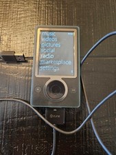 Microsoft Zune 30 Black 30 GB Digital Media Player Model 1089