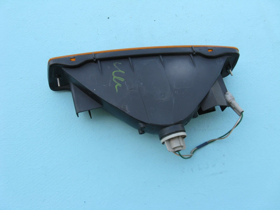 96 97 98 LEXUS LX450 LADO DERECHO PASAJERO INTERMITENTE MARCADOR LUZ LÁMPARA USADA DIESTRO Foto 3 de 4