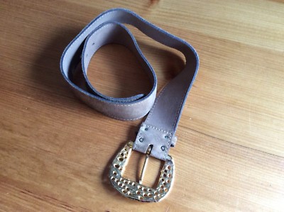 vintage Calderon tan belt with stylized gold tone C buckle medium Vintage Calderon Belt Handmade Tan Suede Gold Buckle Womens  main image 4