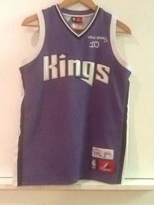 kings purple jersey