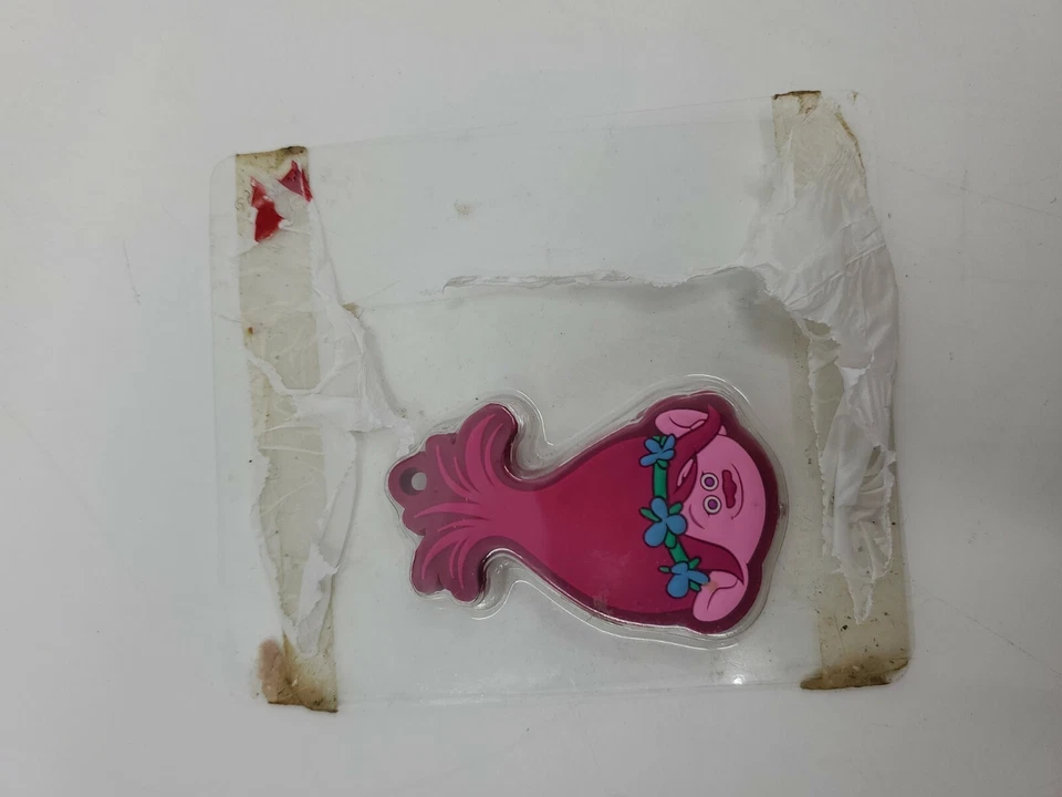 DreamWorks Trolls Llavero Mediano (Amapola), ¡¡Nuevo!! (Falta pieza llavero) Foto 3 de 3