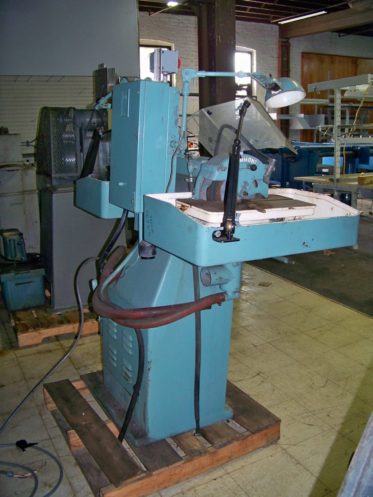 HAMMOND 10" CARBIDE TOOL GRINDER WD10C, 2 HP, 1900 RPM, 440 VOLTS, 60