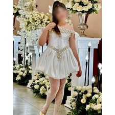 Customized Snap Shoulder Pearl Ruffle Evening Dress White Satin Short Prom Dress