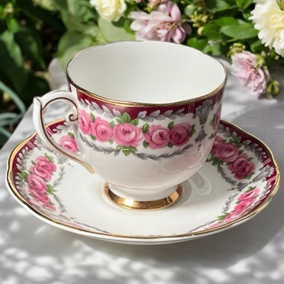 Vintage Rosyln Buckingham Roses Cup Saucer Set Bone China England