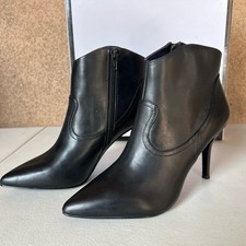 NWB Nine West Juliuso Black Leather Pointed Toe Ankle Boots Booties Size 7M