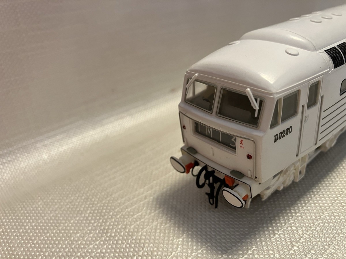 HELJAN OOゲージ　鉄道模型　英国 4005 D0260 'LION' Heljan 4005 BRCW D0260 Lion Limited Edition OO Gauge