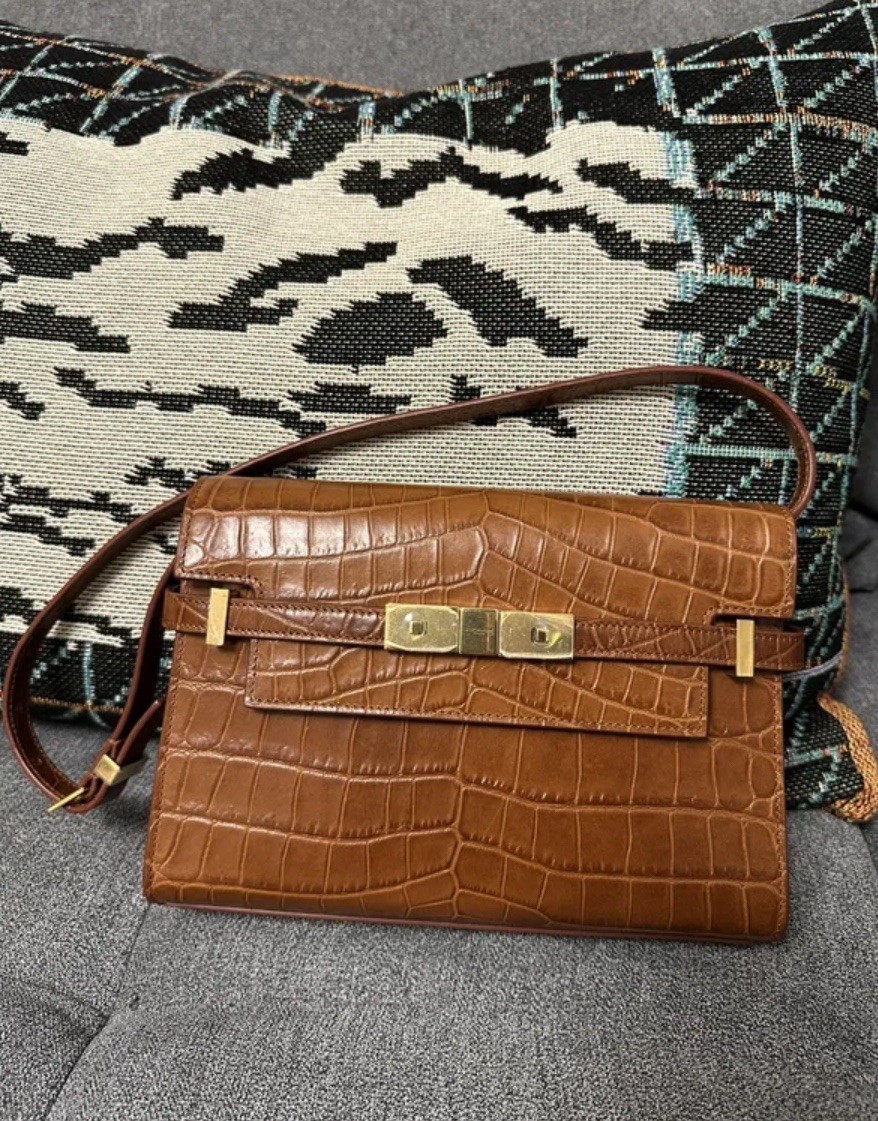 SAINT LAURENT Borsa a tracolla Manhattan in pelle lucida con goffratura in coccodrillo