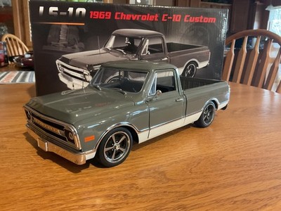 Acme 1969 Chevy C10 Custom LS-10