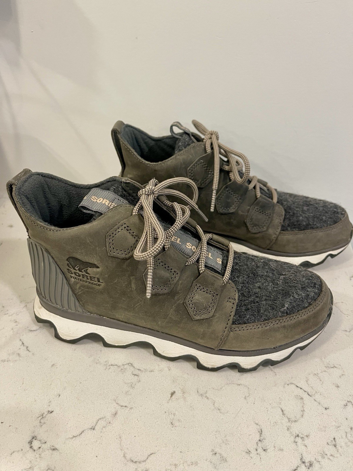 S Kinetic Caribou Waterproof Sneaker Boots Size 7 Gray/green