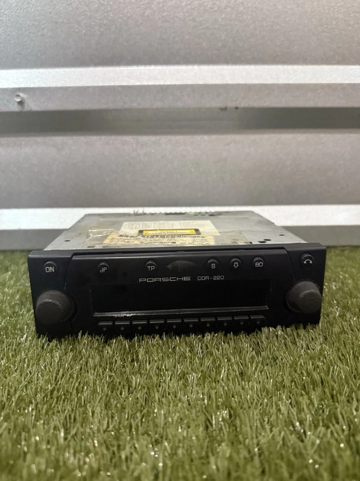 Radio estéreo Porsche 911 Boxster 1997-2001 CDR220 CDR-220 99664512600 OEM usado Foto 4 de 4