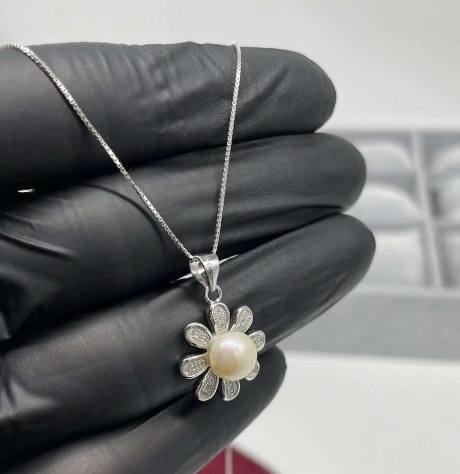 Collana Donna Argento 925 rodiato con Margherita fiore di perla laccetto e charm - Immagine 2 di 4