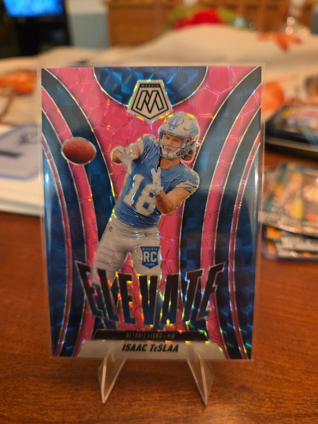 2025 Mosaic - Elevate Isaac Teslaa #8 Pink Fluorescent Mosaic Prizm RC