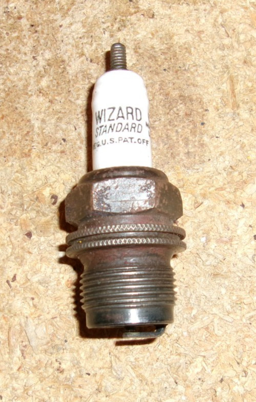 vintage wizard standard 65 spark plug untested in good shape used
