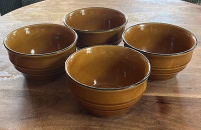 Stoney Hill Lodge/Country Crock Brown/Set of 4 Bowls/Excellent Condition