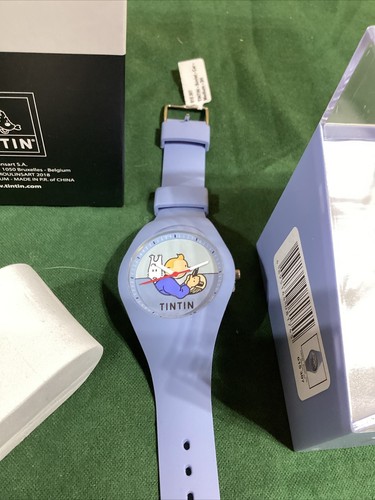 Raro Nuevo NOS 2018 TINTTIN RELOJ PULSERA Herge Moulinsart Coche Soviético - Imagen 2 de 4