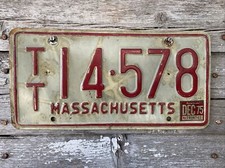 Massachusetts License Plate TT14&bull;578 MASS 1975 MA 75