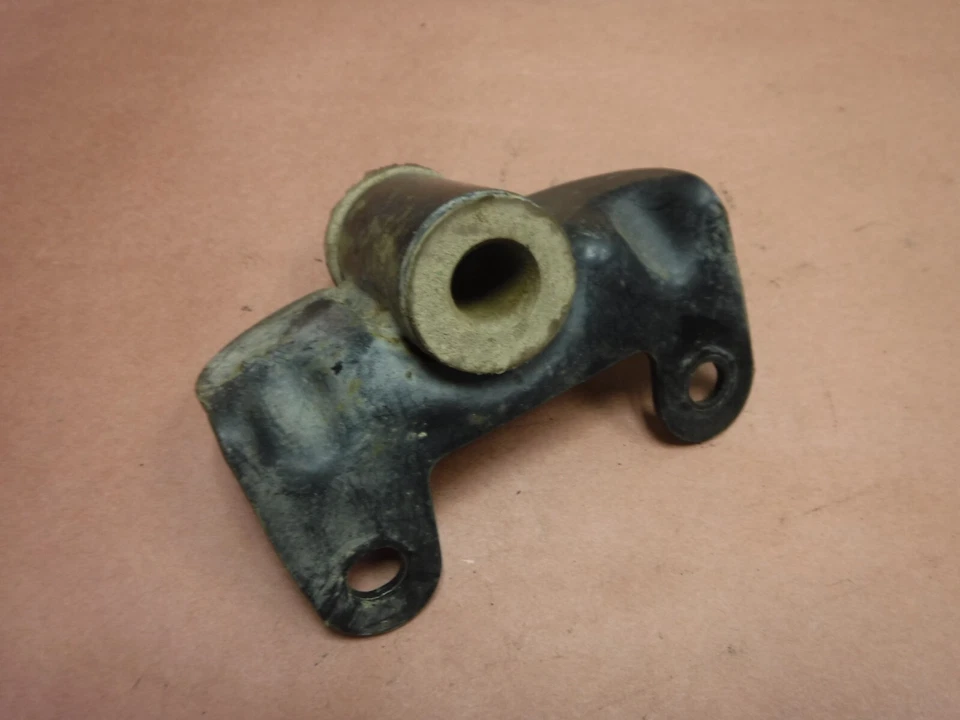 Suspensión de montaje de escape Jeep Liberty KJ 09-12 3,7 V6 envío gratuito de fábrica Foto 2 de 3