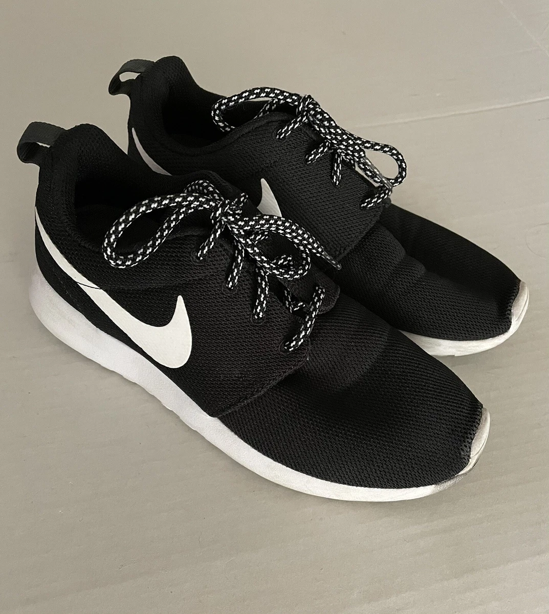 Nike roshe 5.5 black Clearance