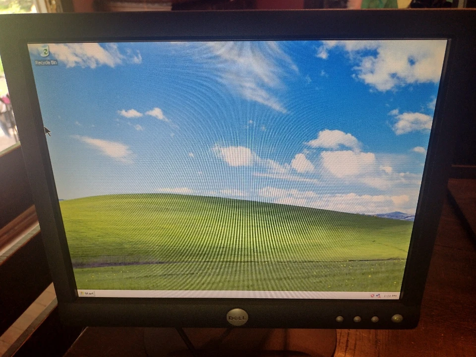 Dell E153FP LCD Monitor - Image 2 of 2