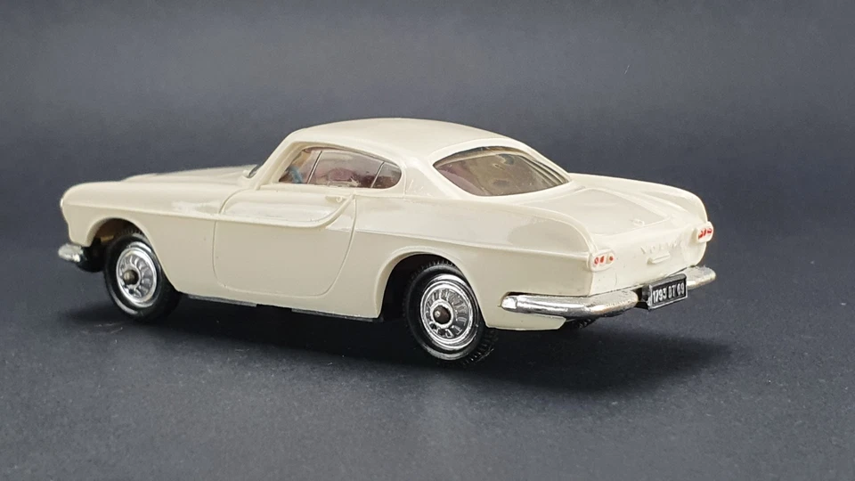 ANCIEN NOREV # 44 - VOLVO P1800 P 1800 - PLASTIQUE / Type 2 - Le Saint - Photo 4/4