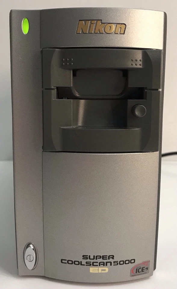 Nikon Super Coolscan 5000 ED Film Scanner w/ SA-21 Strip Film Adapter & SF-210 - Image 2 of 4