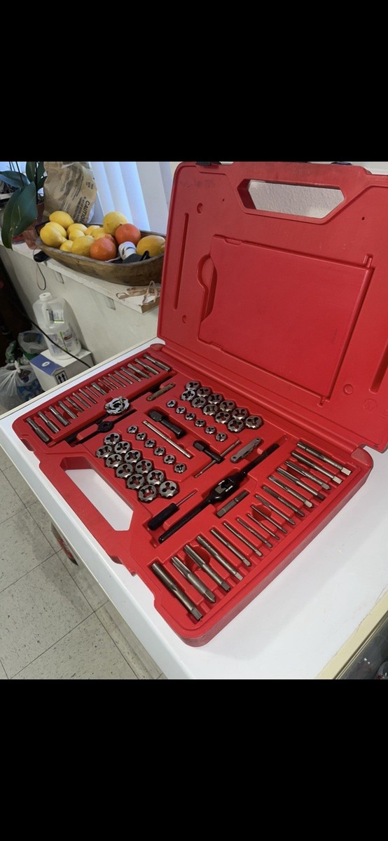 Snap On TOOLS Tap And Die Set 76 Piece Metric And Standerd SET