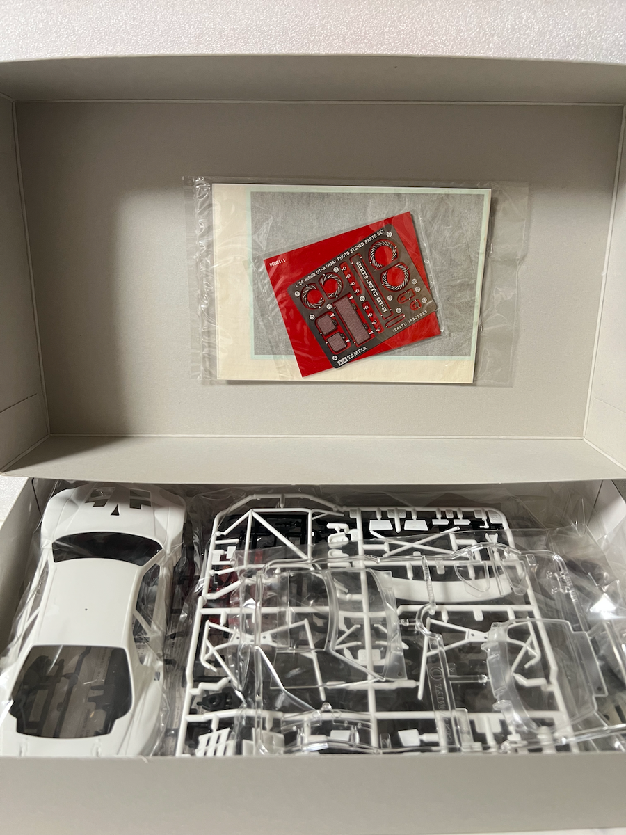 TAMIYA 1/24 Xanavi Nismo GT-R R34 Special Edition No.271 Plastic
