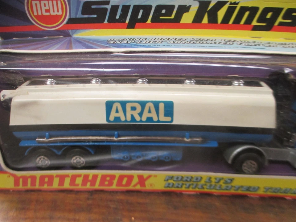 VINTAGE 1973 MATCHBOX SUPER KINGS K-16 ARAL FORD LTS ARTICULATED TANKER  MIB - Image 2 of 4