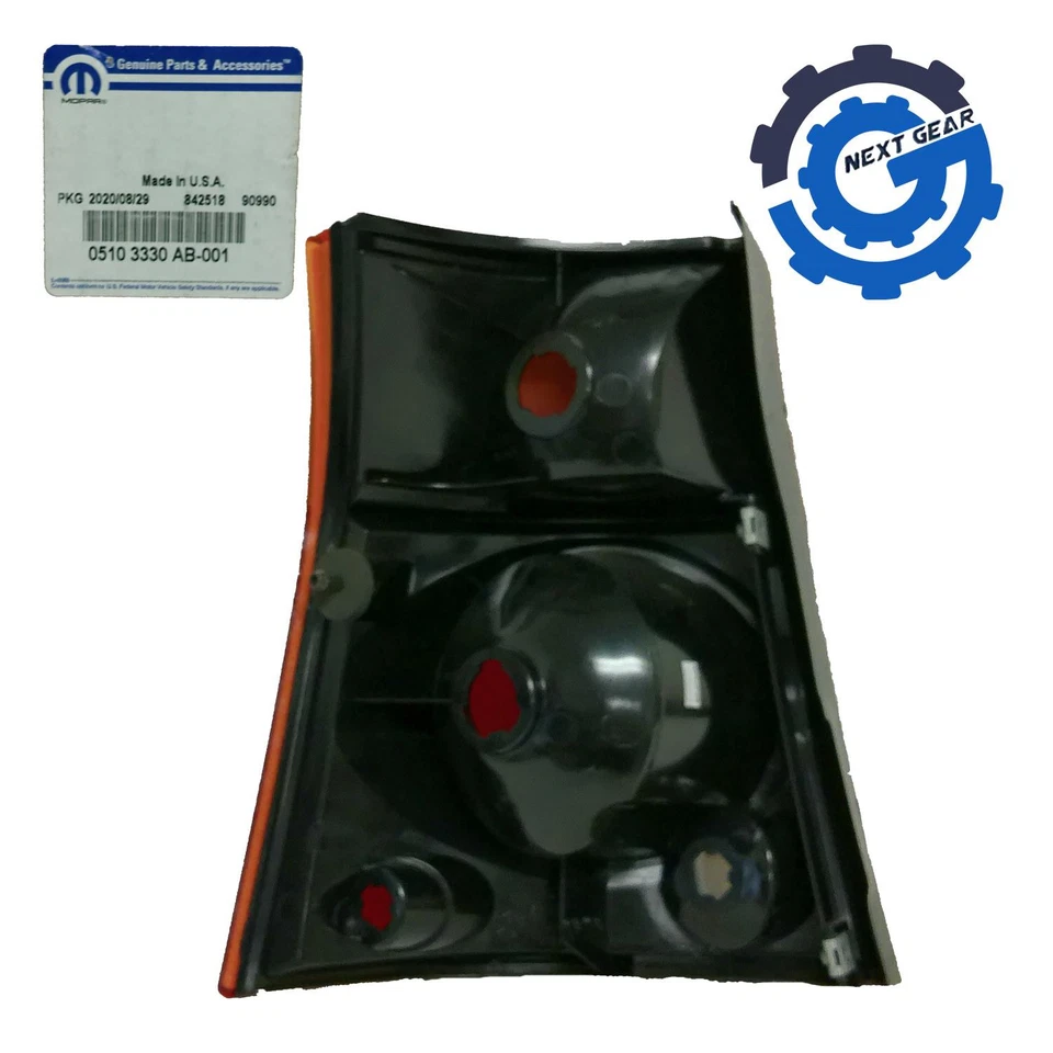 Nueva luz trasera derecha OEM Mopar para Chrysler Pacifica 2004-2008 05103330AB Foto 3 de 4