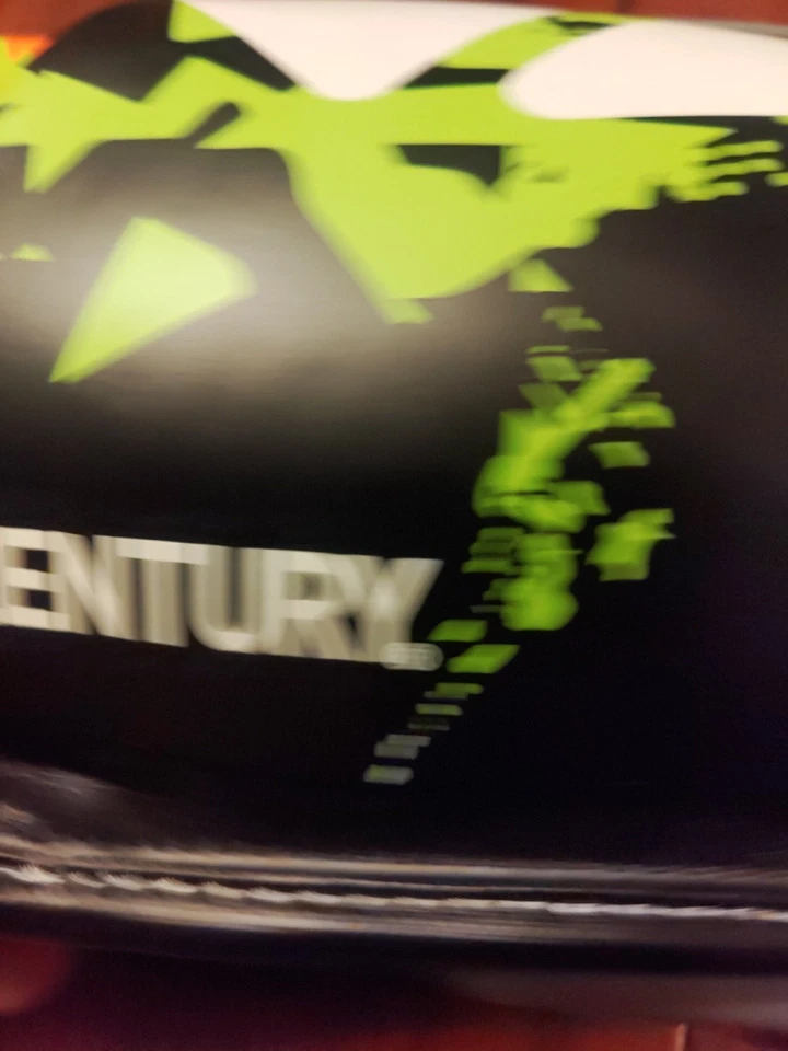 Century Brave MMA Shin Instep Guards Youth S/M  - Image 2 of 4