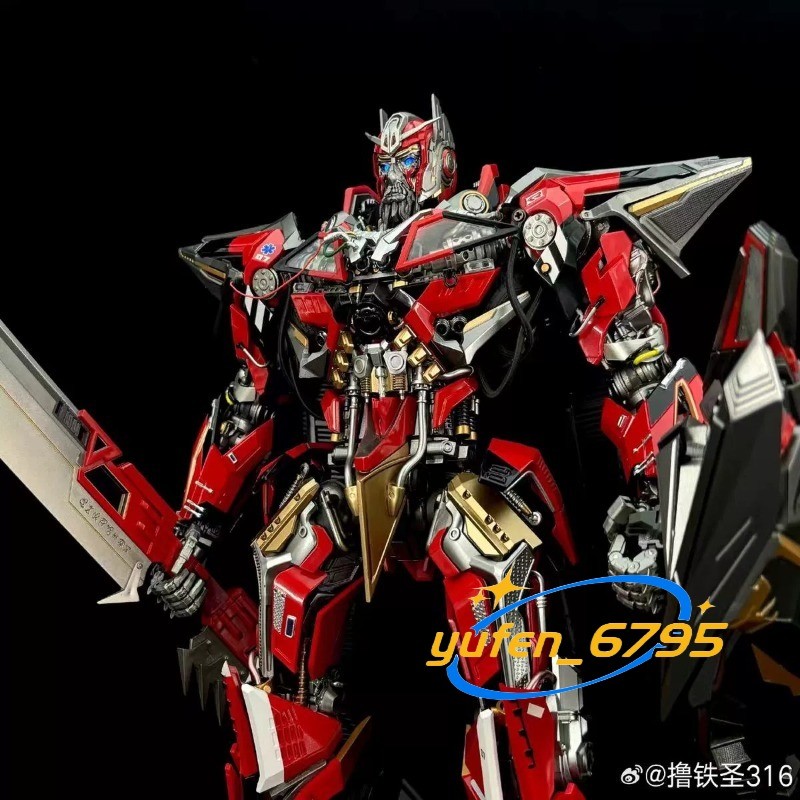 Lutiesheng SP-316 DLX Scale Sentinel Prime Movie Action Figure