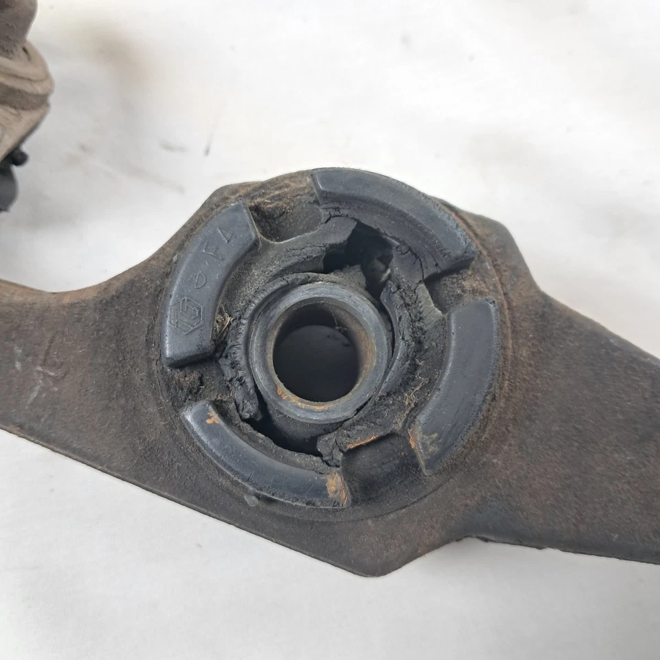 Brazo de control inferior delantero del conductor izquierdo 48640-32040 90-91 LEXUS ES250 / 87-91 CAMRY Foto 3 de 4